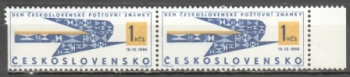 1579  pár - vodorovně ** - 1966